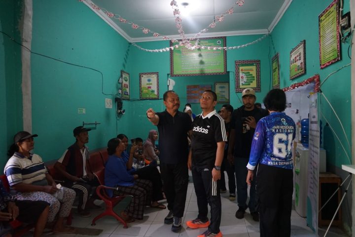 Bupati Luwu Timur meninjau Puskesmas Angkona dalam berita lutim sidak fasilitas
