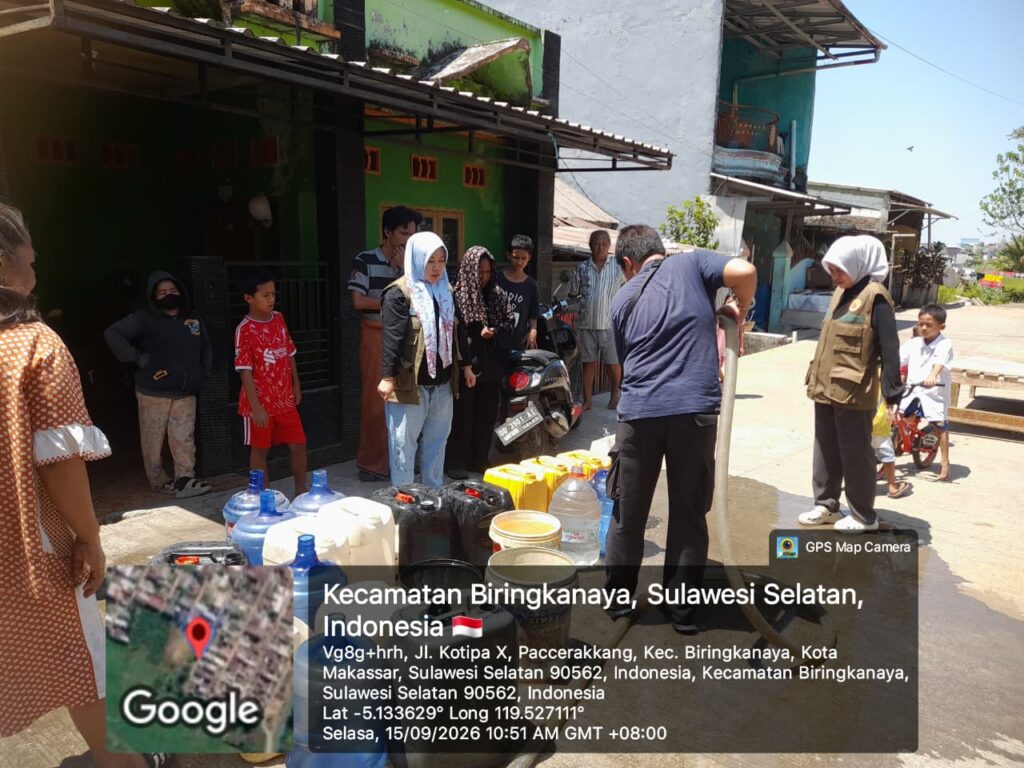 Penyaluran air bersih untuk warga terdampak kekeringan di Makassar dan Maros dalam berita lutim