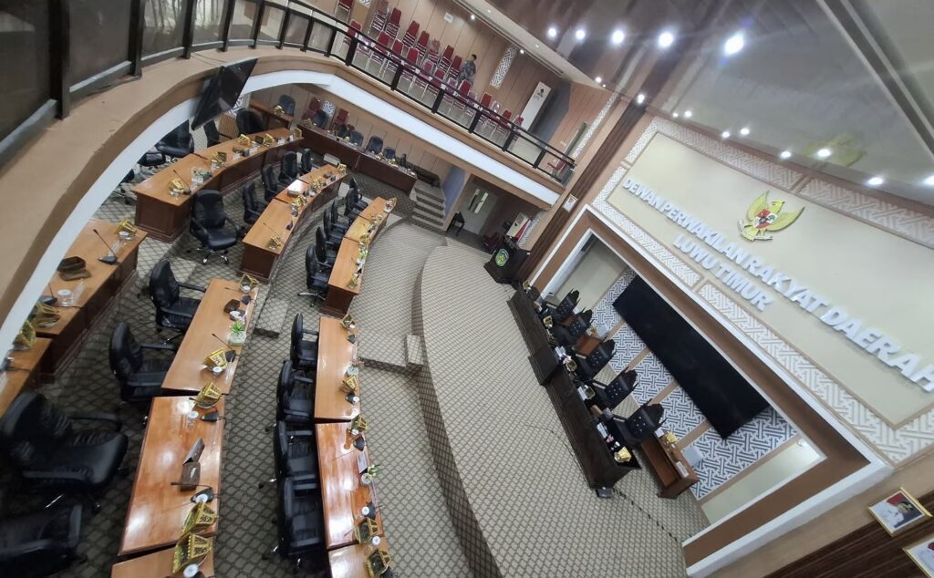 Rapat paripurna DPRD Luwu Timur bahas berita luwu timur soal Perubahan APBD 2026