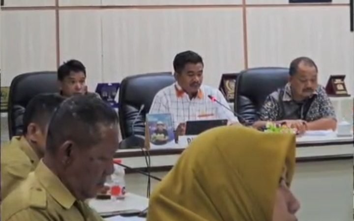Rapat Pansus PAN Luwu Timur membahas Ranperda Perlindungan dan Pemberdayaan Petani