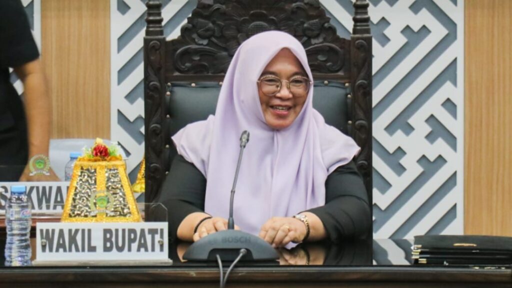 Rapat paripurna DPRD Luwu Timur membahas Ranperda Perubahan APBD 2026