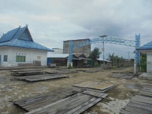 Ilustrasi aktivitas jual beli di pasar tradisional Paminggir, Kalimantan Selatan