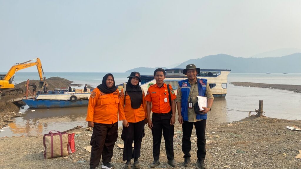 Berita Luwu Timur: penyaluran bantuan bagi korban kebakaran rumah di Desa Masiku, Kecamatan Towuti
