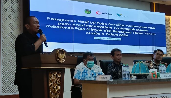 Pemaparan hasil uji coba demplot penanaman padi di areal terdampak kebocoran pipa minyak di Aula Sasana Praja Kantor Bupati Luwu Timur