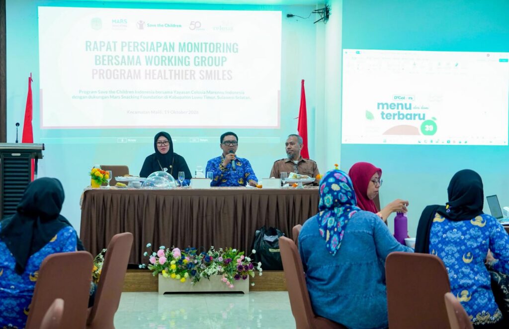 Rapat persiapan monitoring Healthier Smiles Program di Aula Wisma Trans Malili