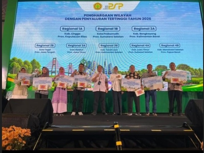 Penghargaan penyaluran pupuk bersubsidi Regional 4A Sulsel dalam Pertemuan Perencanaan Kebutuhan Pupuk Bersubsidi 2027 di Surabaya, Oktober 2026