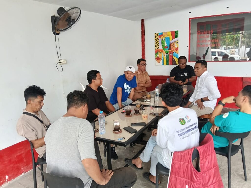 Pengurus KONI dan atlet Luwu Timur dalam diskusi persiapan Porprov Sulsel 2026, bonus atlet luwu timur