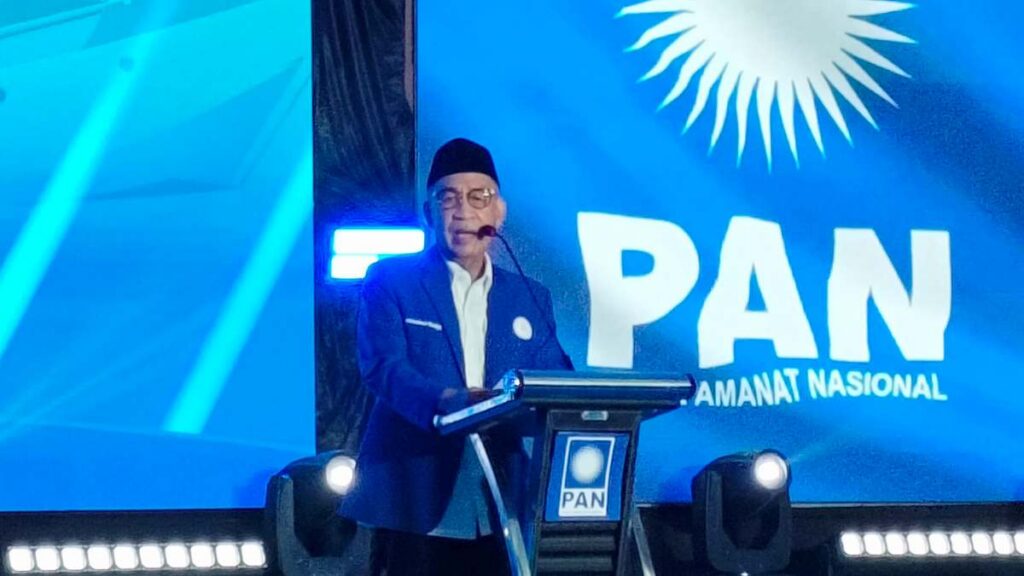 Ashabul Kahfi berpidato dalam pelantikan PAN Sulsel yang relevan bagi PAN Luwu Timur
