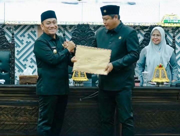 PAN Luwu Timur: agenda Rapat Paripurna DPRD Luwu Timur di Malili yang membahas Ranperda Perlindungan dan Pemberdayaan Petani