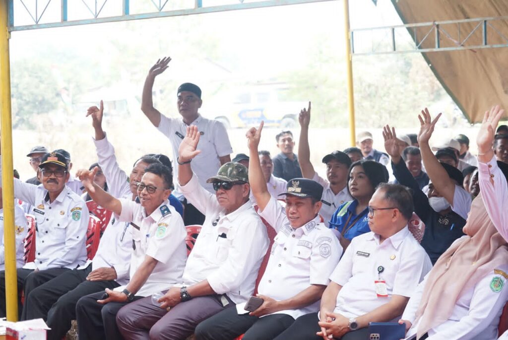 PAN Luwu Timur dan pengawalan sektor pertanian pada forum Tudang Sipulung percepatan tanam di Desa Mahalona, Kecamatan Towuti