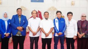 Pengurus DPW PAN Sulawesi Selatan bersilaturahmi dengan Gubernur Sulsel Andi Sudirman Sulaiman di Rumah Jabatan Gubernur