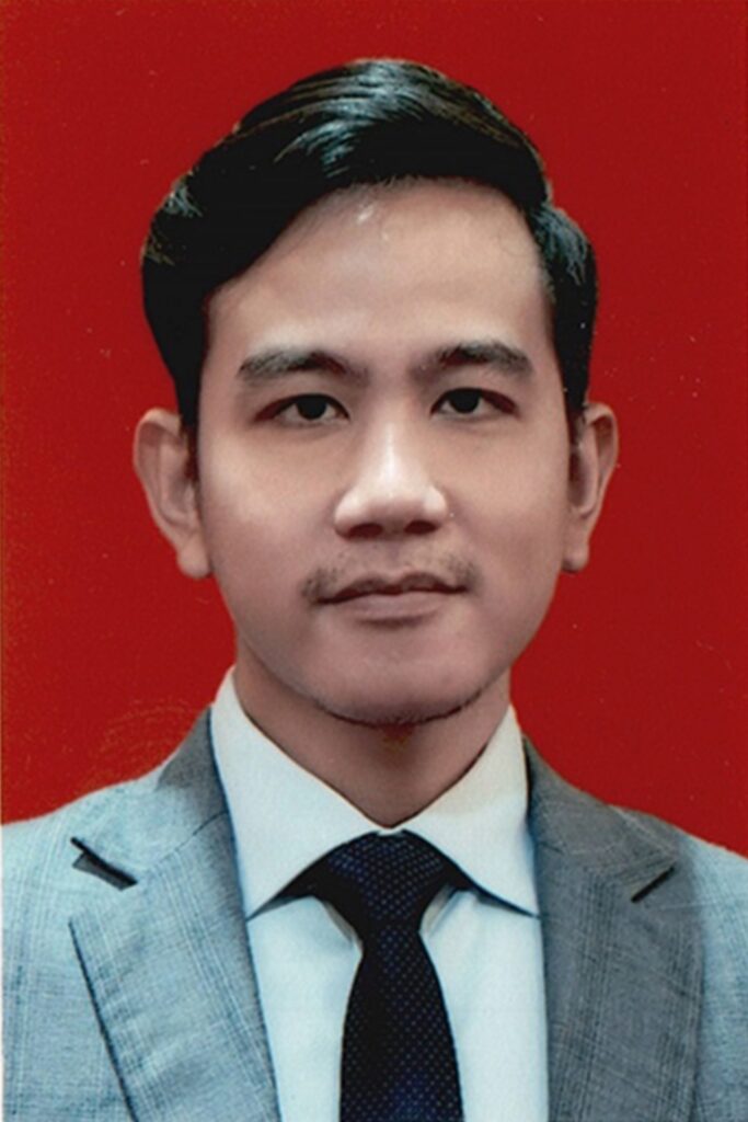 Potret resmi Gibran Rakabuming Raka sebagai calon wakil presiden pada 2024