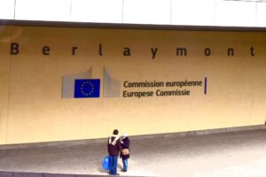 Gedung markas Komisi Eropa Berlaymont di Brussels, Belgia