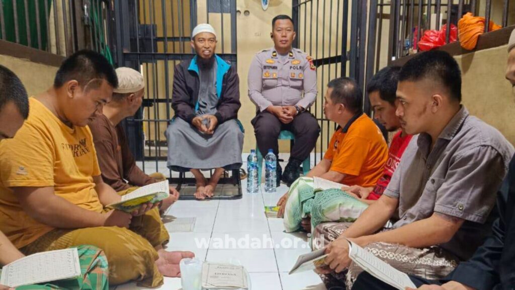 Pembinaan warga binaan Polres Luwu Timur oleh Wahdah Lutim di Malili